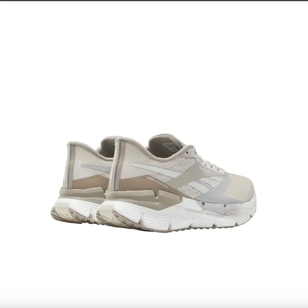 Reebok Men's FloatZig Symmetros, Bone/Moonstone/Ash, Size 9.5, New in Box